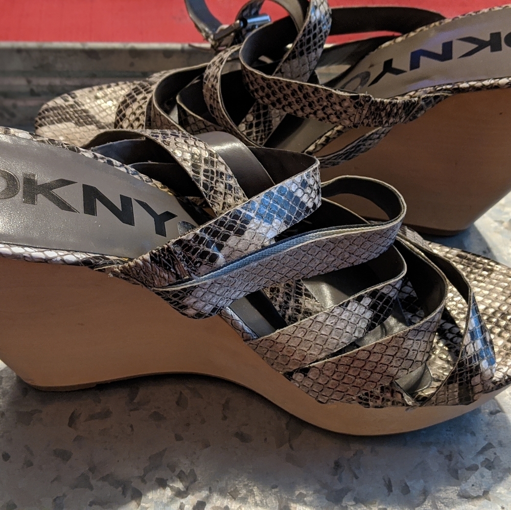 DKNYC High Heels / Wedges - Picture 10 of 10